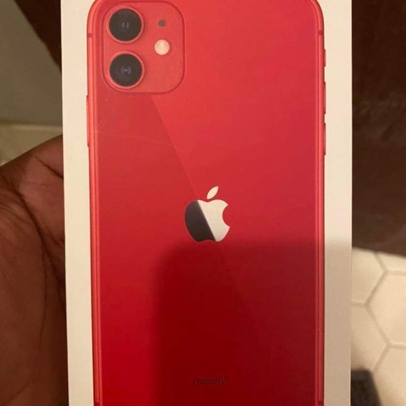 I am selling My IPhone 11, Red. it is in Good condition - Picture 1 of 5